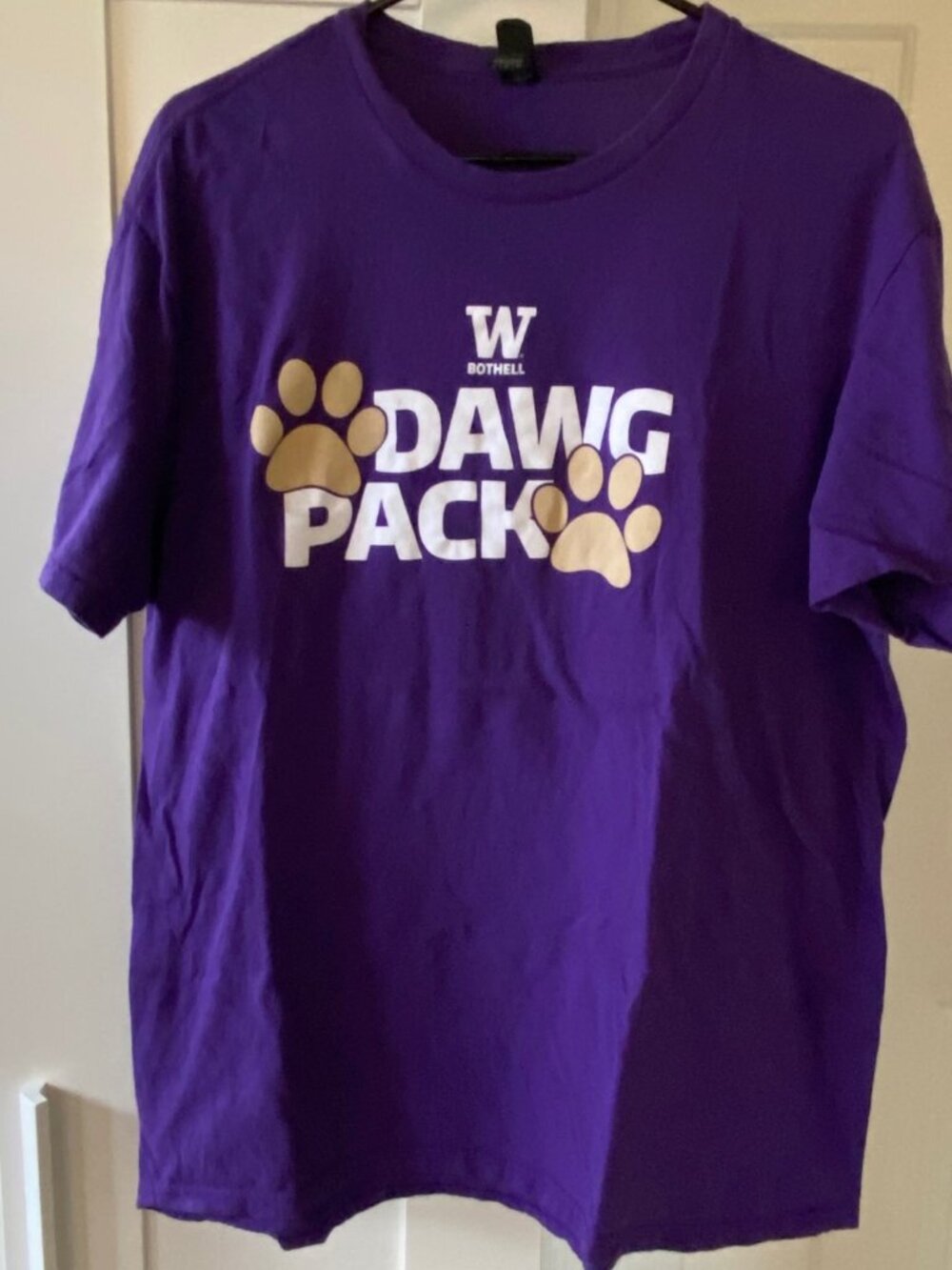 University of Washington Bothel Huskies Dawg Pack 100% Cotton Purple Size XL